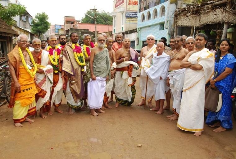 The procession through Thiruvaiyaru