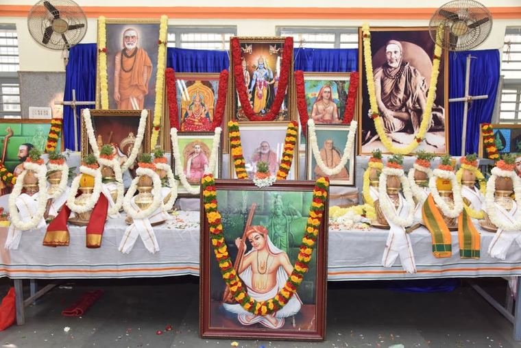 The altar, with the Guru Parampara