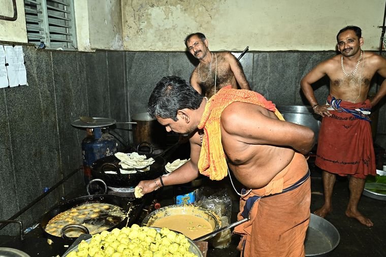 Sadguru Sri Thyagabrahma Aradhana, 2024